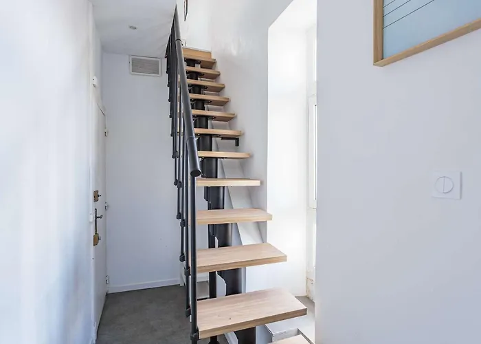 Appartement Rénové Quartier Des Halles - Fr-1-3-604 *